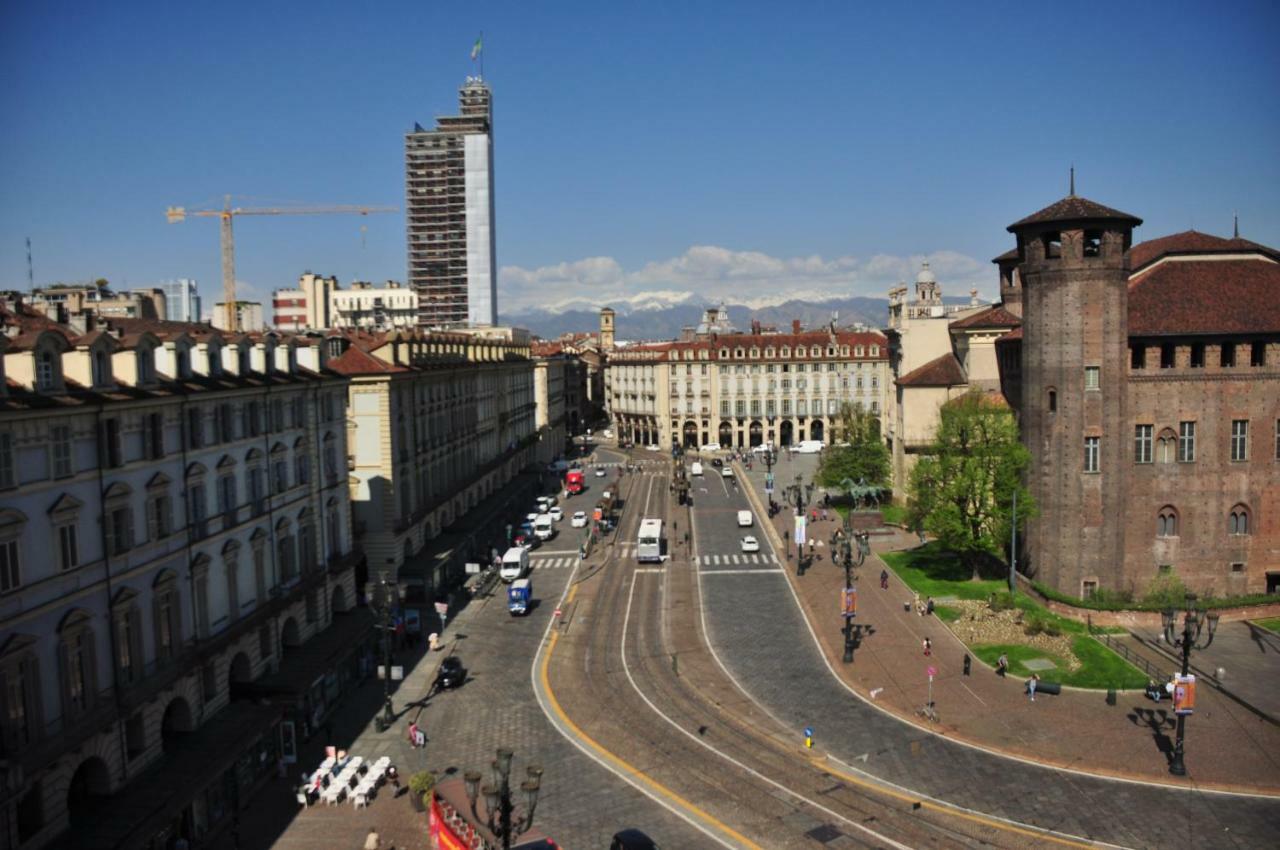 Appartement Mansarda In Piazza Castello à Turin Extérieur photo